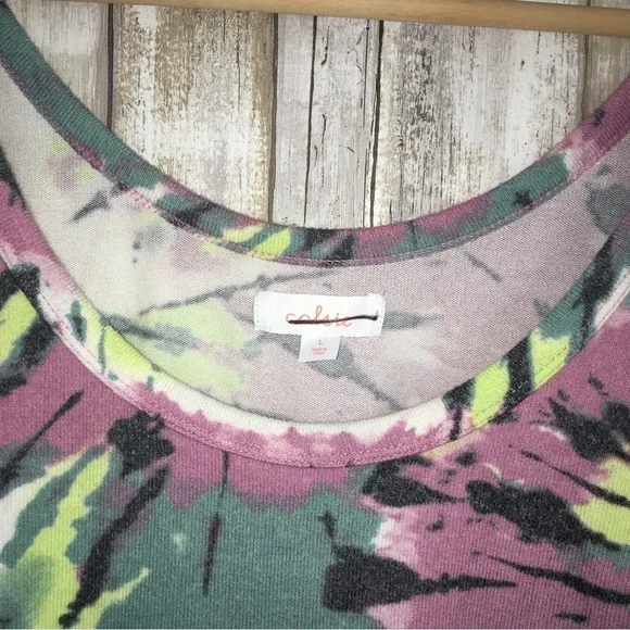 NWT Colsie Tie Dye Crop Sleep Shirt - Picture 4 of 4